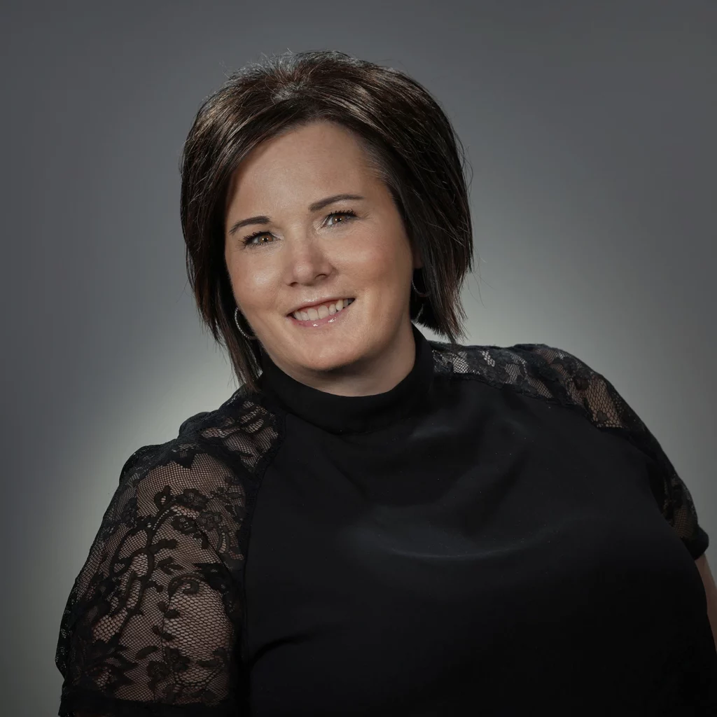 Tara Smith Headshot